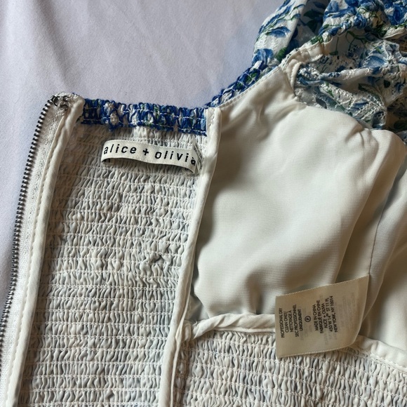 Brand new alice + olivia: Lace-up top - Picture 3 of 5